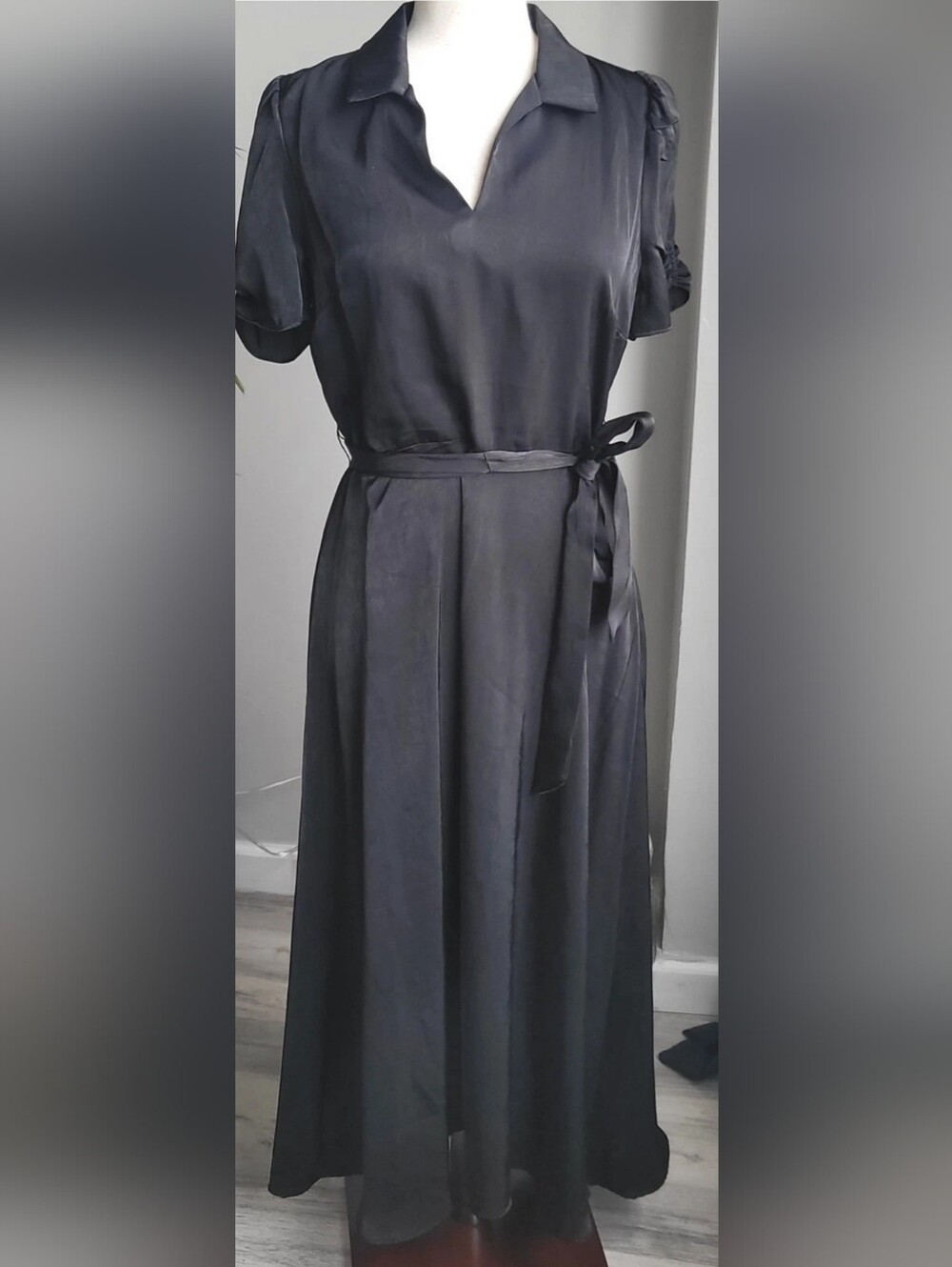 DKNY Black Satin Tie Waist Dress Size 10 Elegant Midi Dress